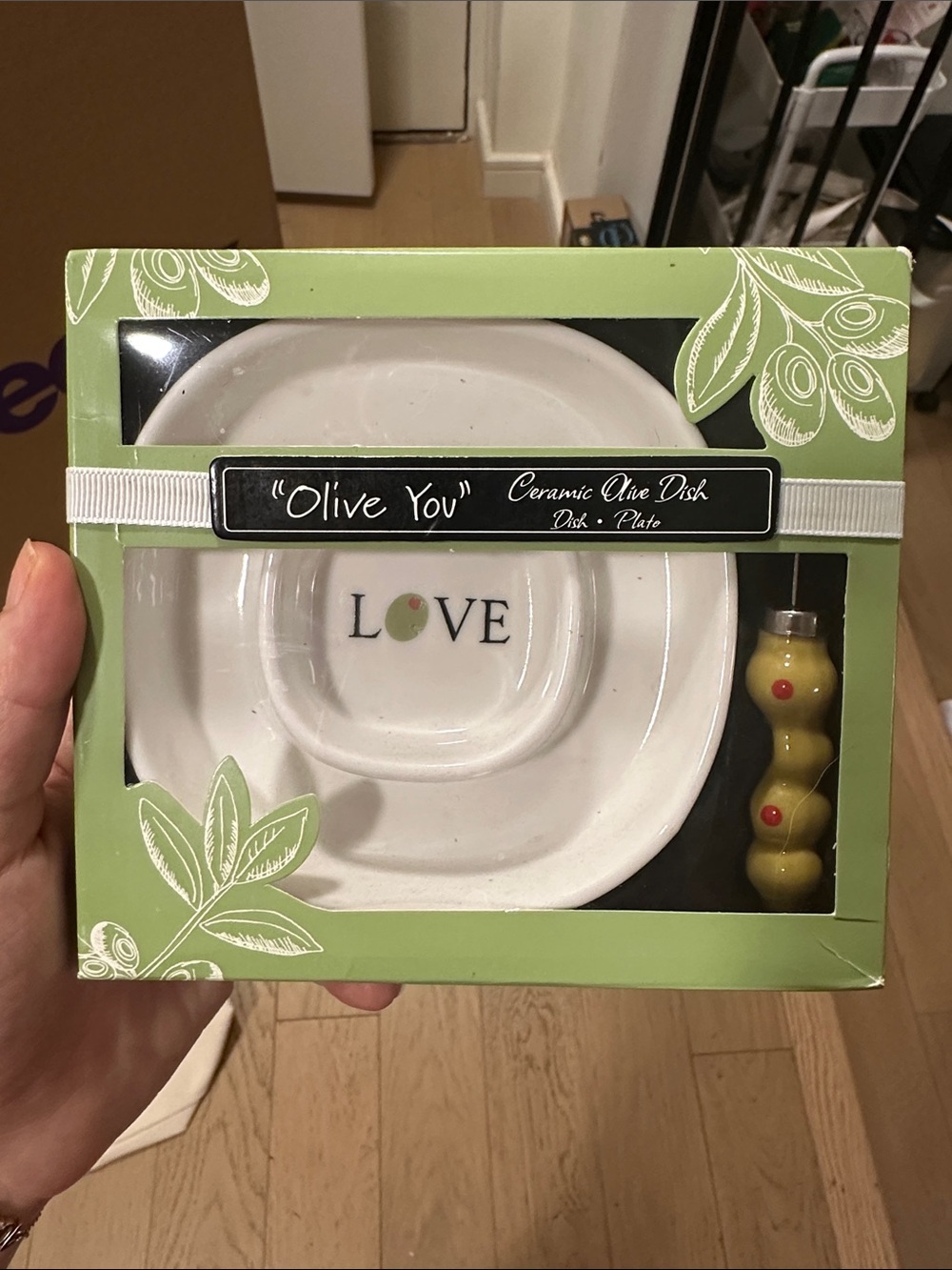 Kate Aspen Olive You Ceramic Olive Dish Set - White and Green